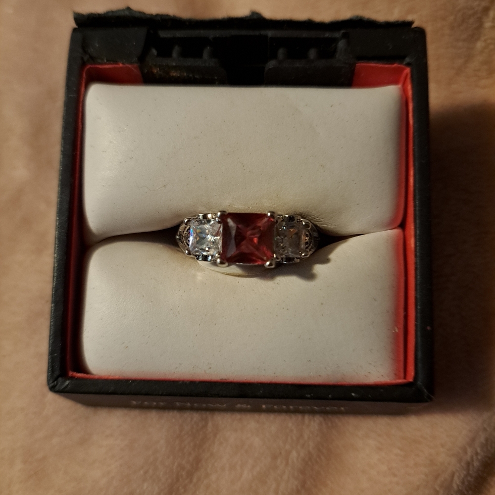 Heart ring size8